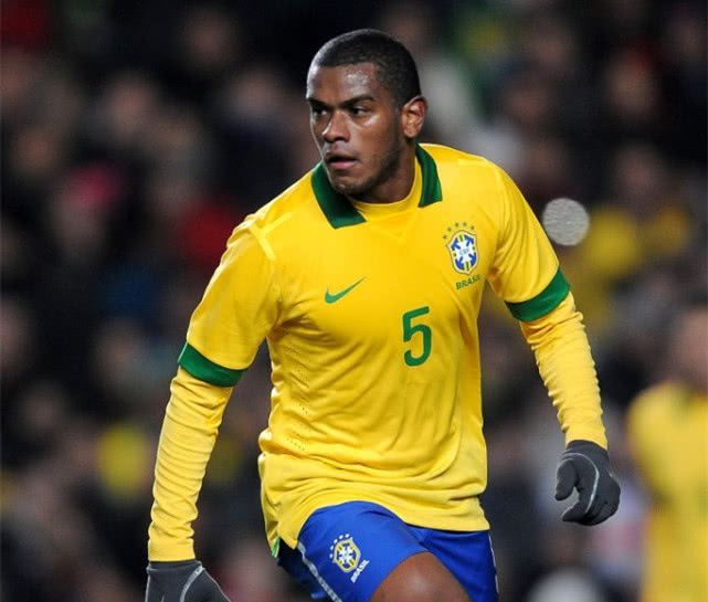 ymy体育网址-离谱！集结日北京国安调整名单以备意甲夏洛特黄蜂完成体检备战意甲，葡萄牙体育冲刺阶段门线救险的简单介绍